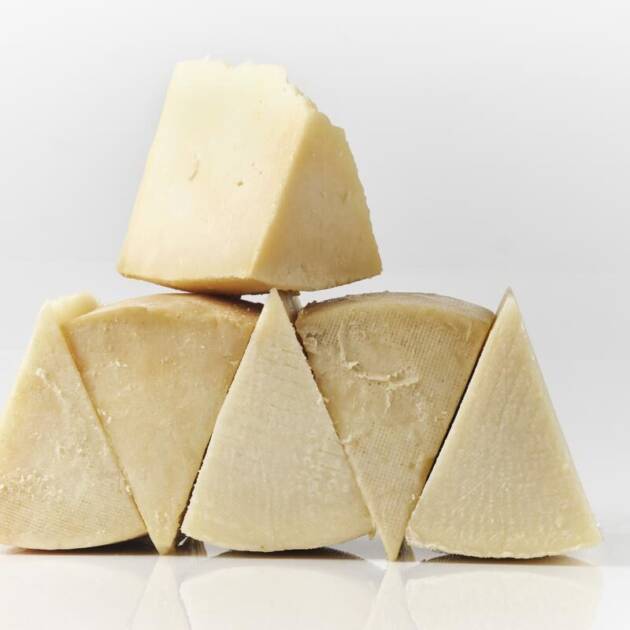 QUESO-OVEJA-LECHE-CRUDA-GRAN-RESERVA