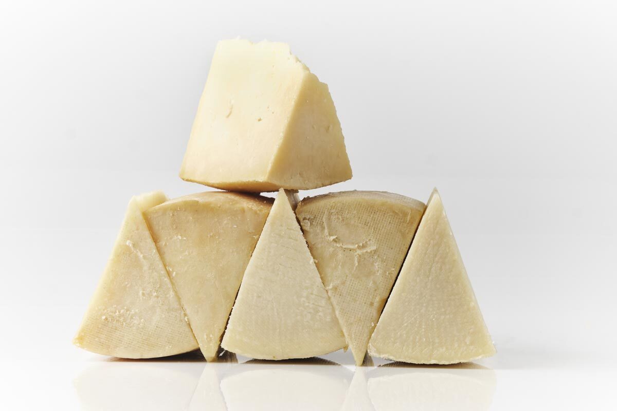 QUESO-OVEJA-LECHE-CRUDA-GRAN-RESERVA