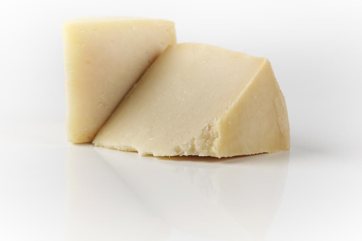 QUESO-OVEJA-LECHE-CRUDA-GRAN-RESERVA