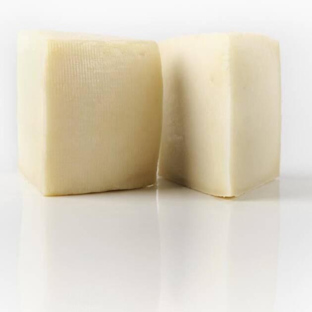 QUESO-OVEJA-LECHE-CRUDA-SEMICURADO